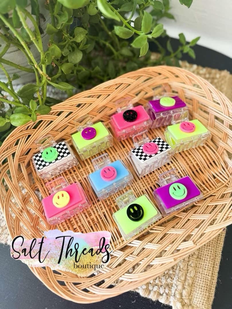 🩷😁🏁 MYSTERY STYLE Smiley Claw Clips 🏁😁🩷 {RTS}