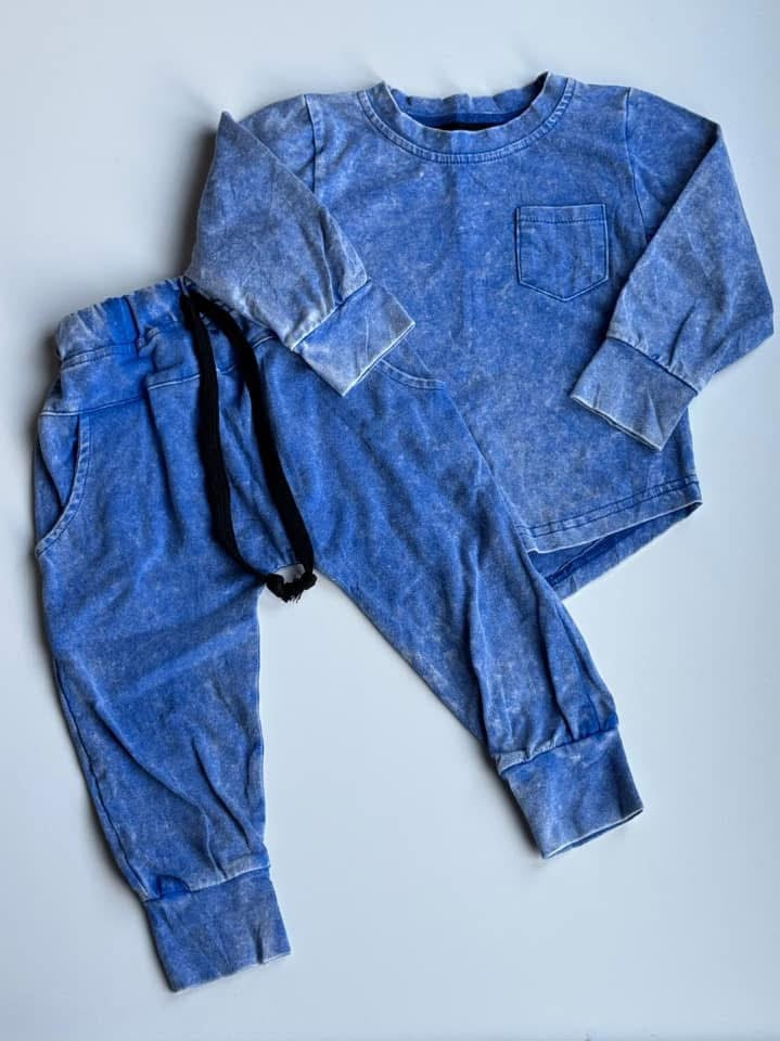 Ready to Ship: Acid Lounge Set
