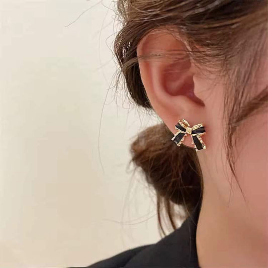 Pre-Order: Mini Bow Stud Earrings