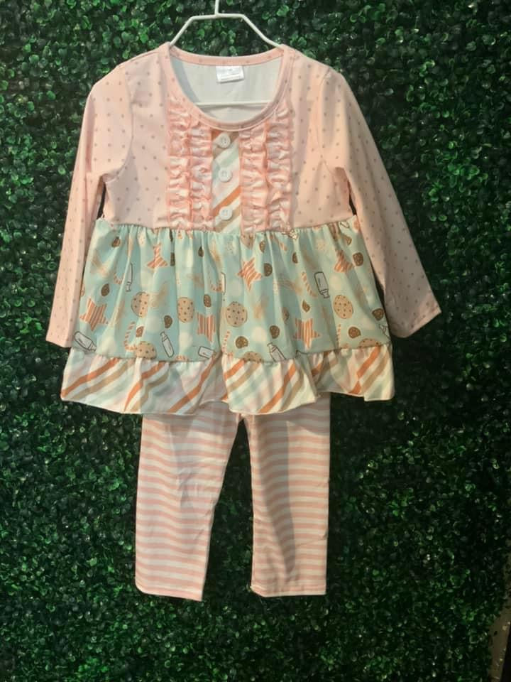 Girls Gingerbread Ruffle Set {RTS}