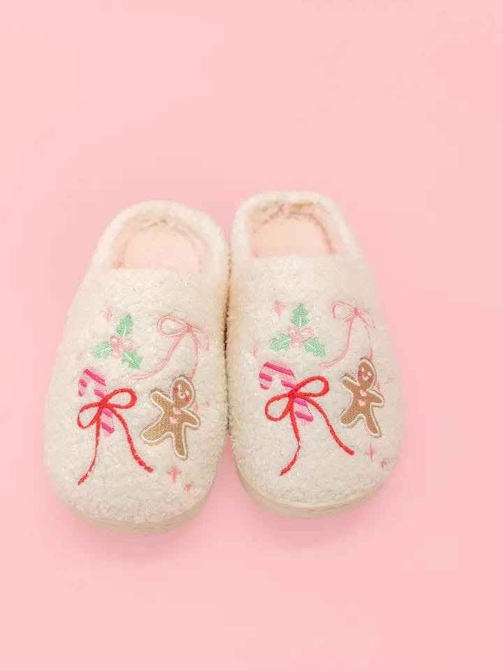 Pre-Order: Fuzzy Plush Slippers