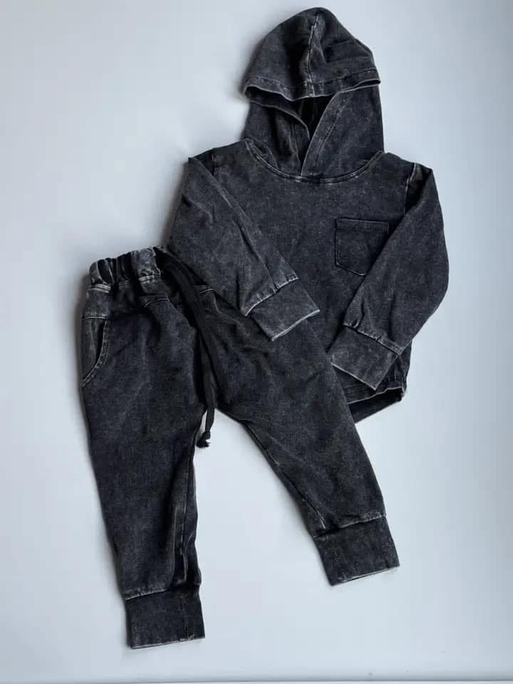 Ready to Ship: Acid Lounge Set